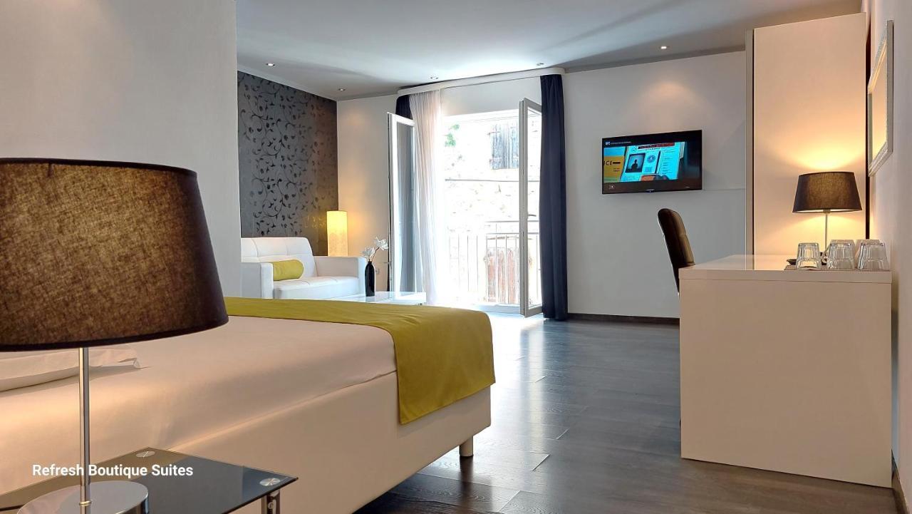 וודיצה Refresh Boutique Suites - Central Point מראה חיצוני תמונה