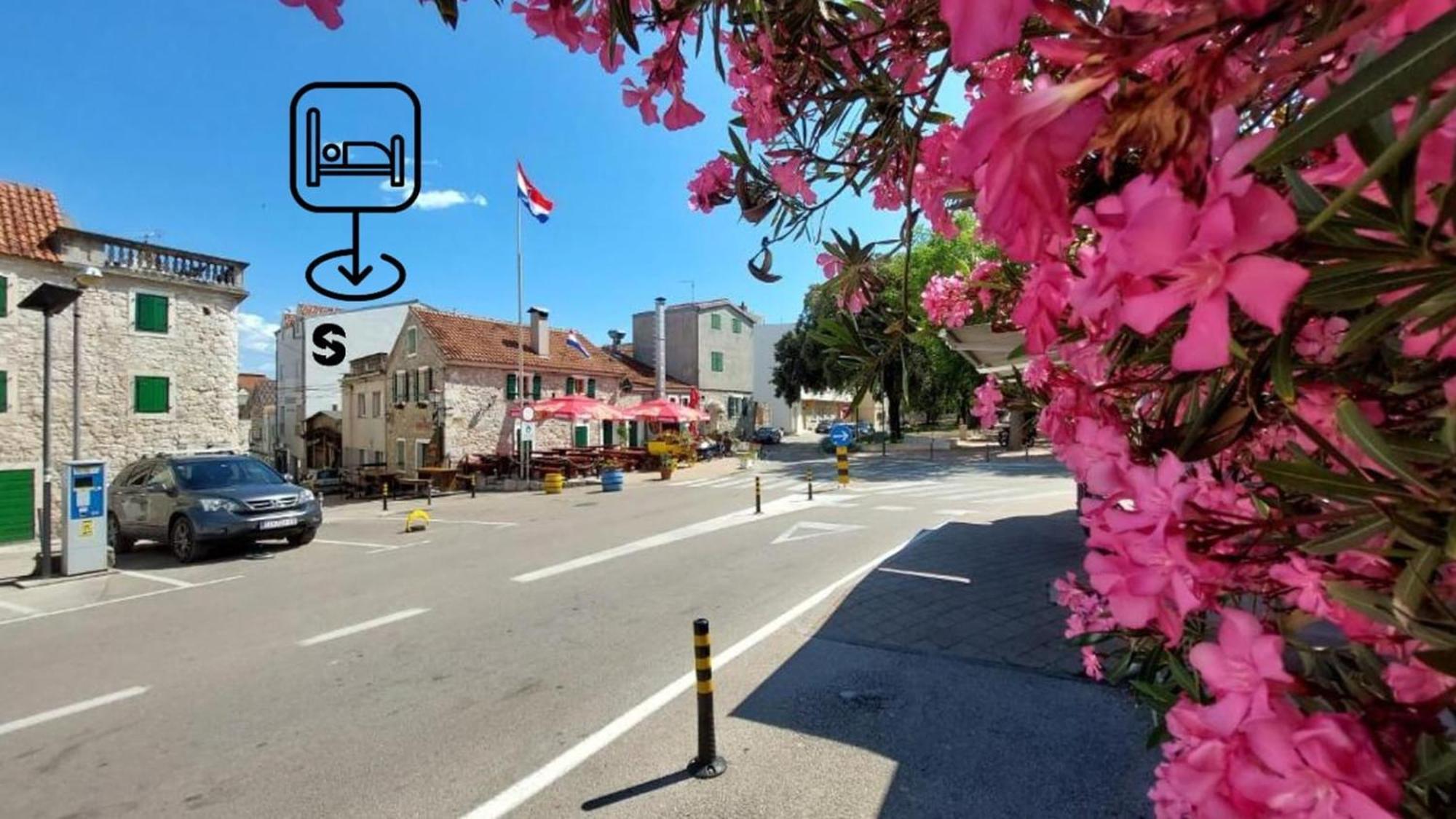 וודיצה Refresh Boutique Suites - Central Point מראה חיצוני תמונה