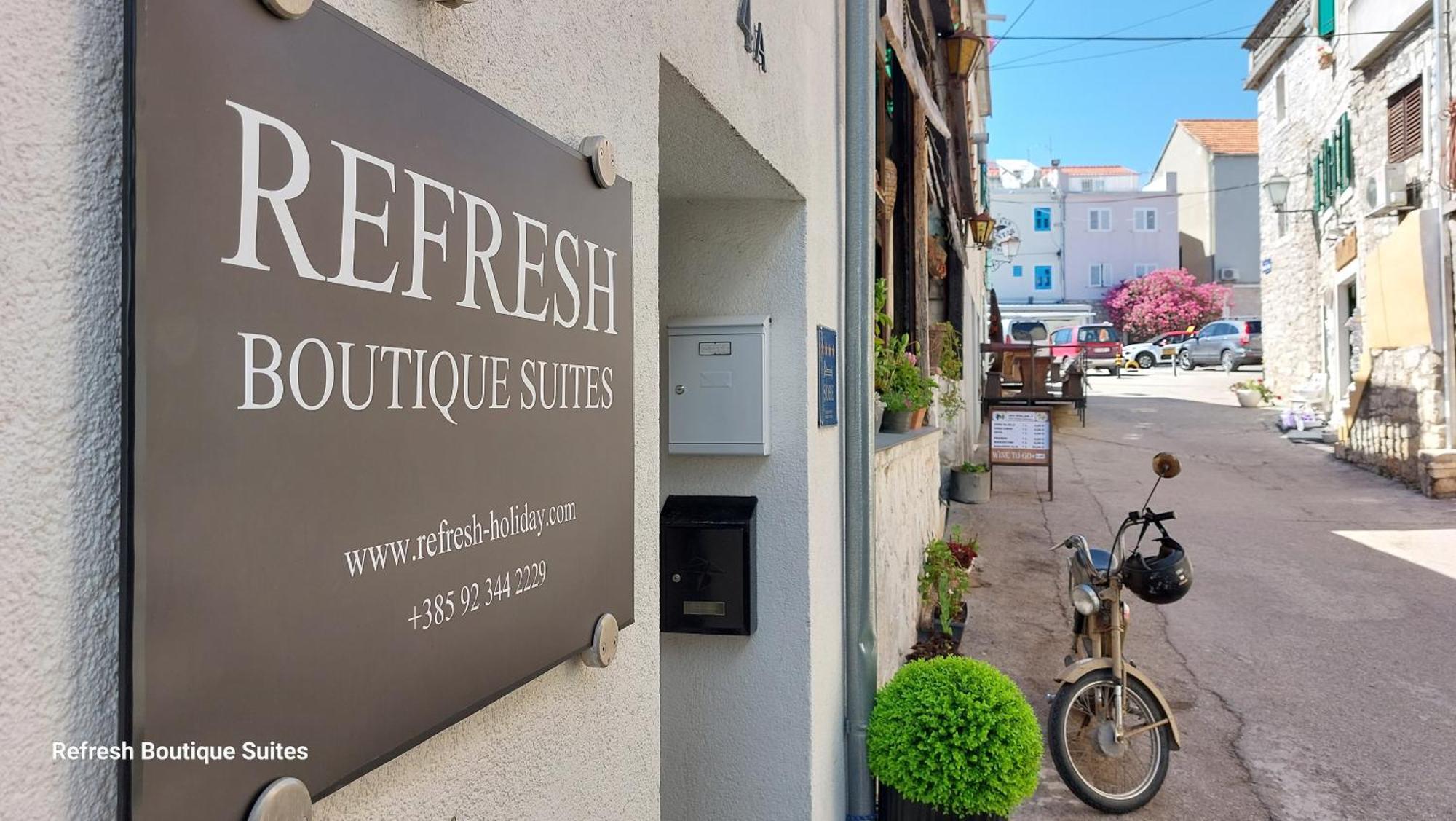 וודיצה Refresh Boutique Suites - Central Point מראה חיצוני תמונה