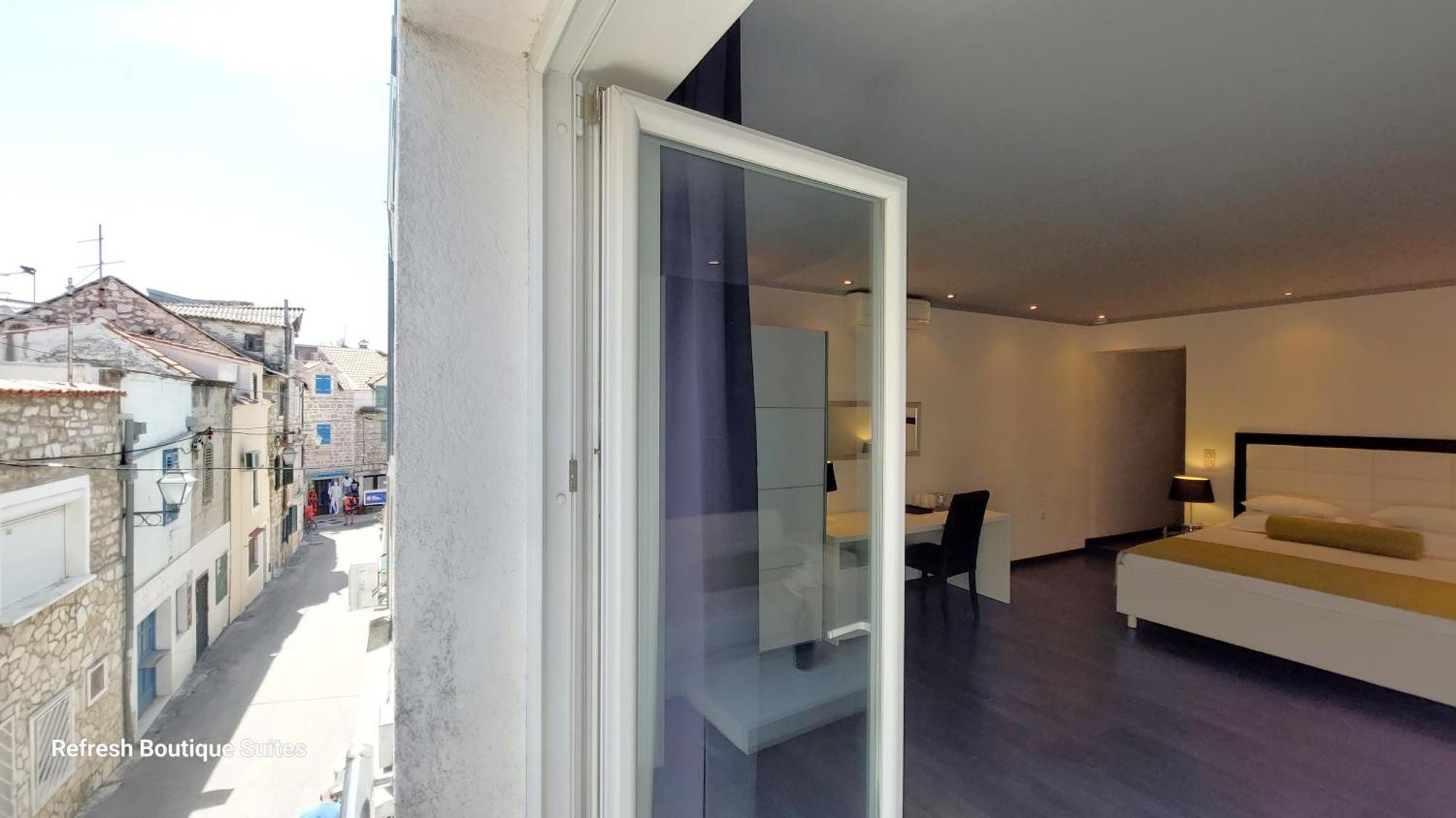 וודיצה Refresh Boutique Suites - Central Point מראה חיצוני תמונה